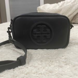 Tory burch crossbody